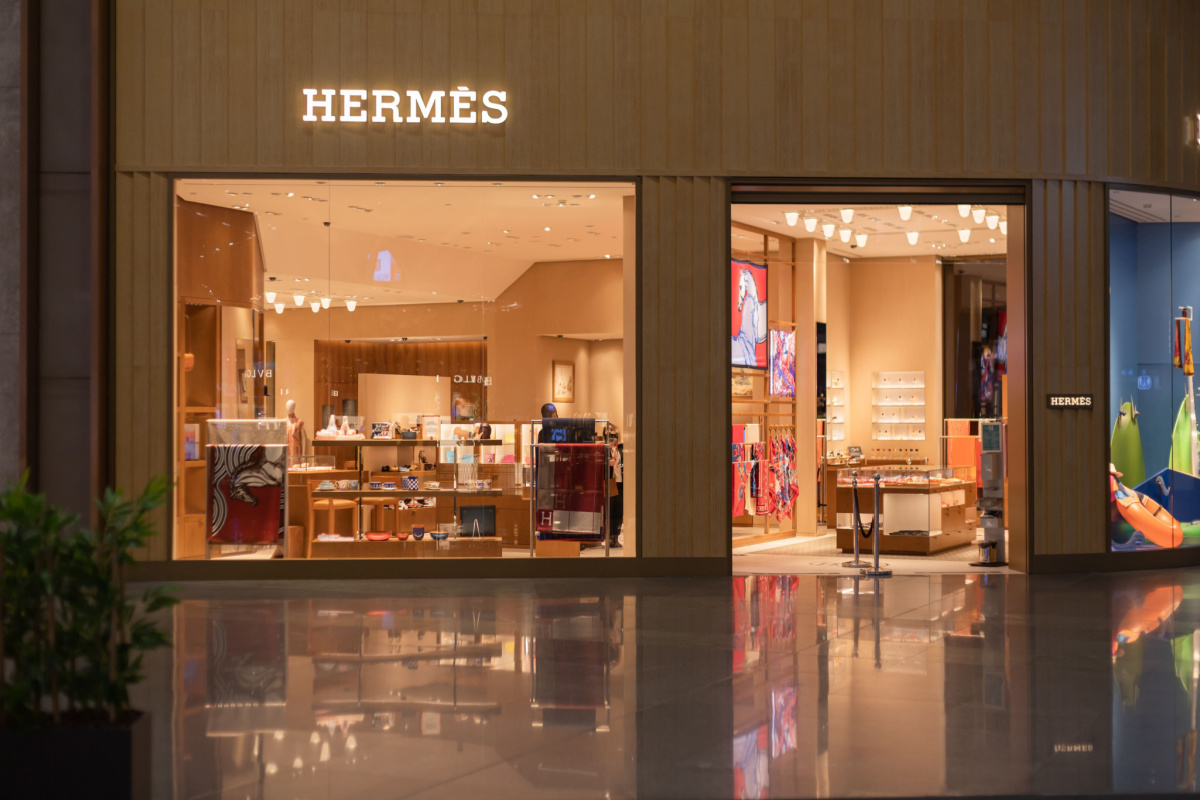 Hamad International Airport welcomes Hermes standalone store - ME ...